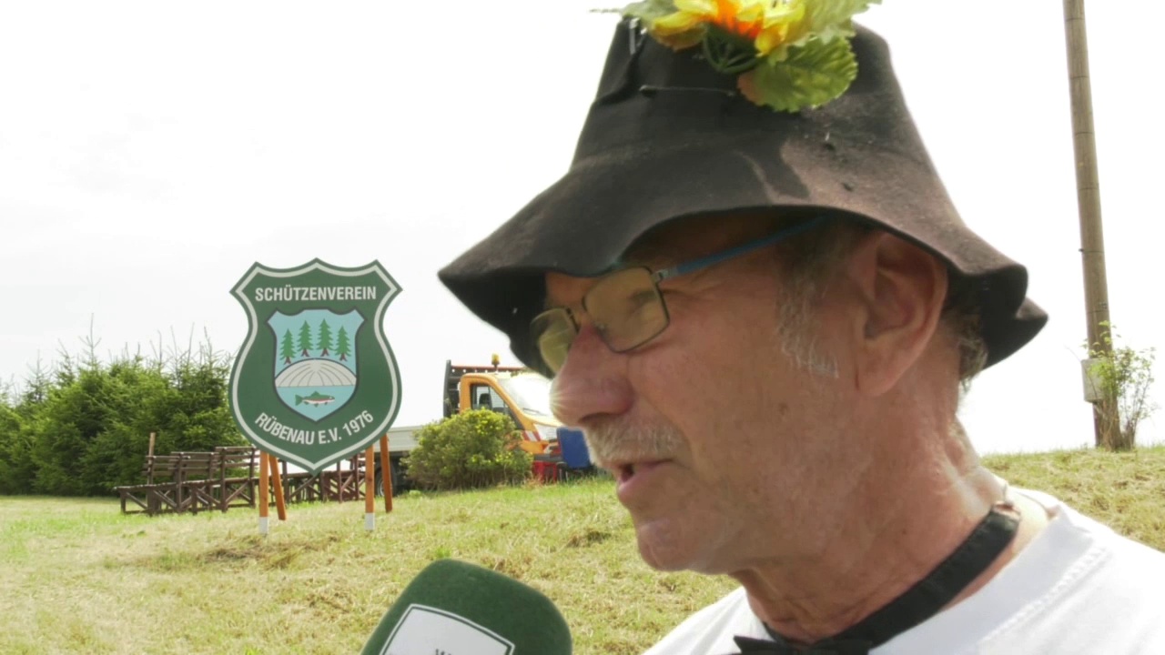 MEgional mit dem Schützenfest in Rübenau