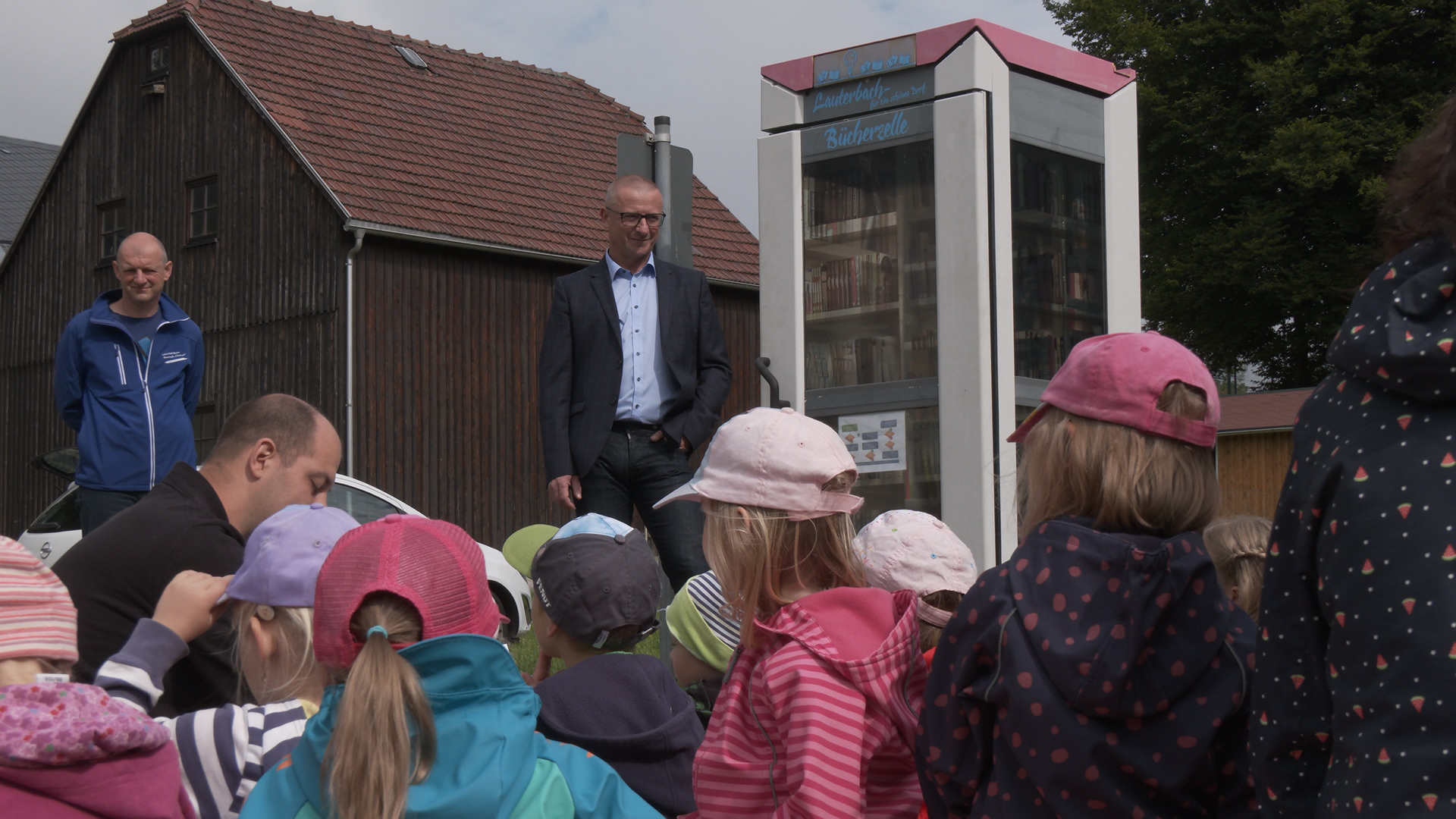 MEgional am 22. Juli 2020 mit einer Bücherzelle für Lauterbach MEgional am 22. Juli 2020 mit einer Bücherzelle für Lauterbach